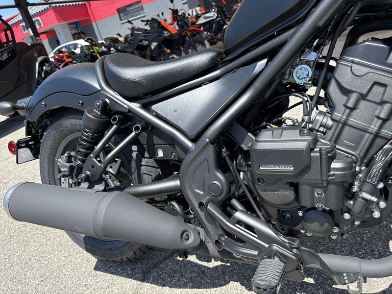 New 2026 Honda REBEL 300 E-CLUTCH Image 13