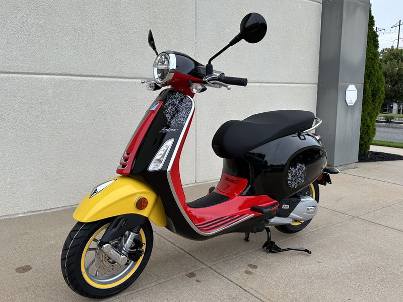 2023 Vespa PRIMAVERA 150 MICKEY MOUSE in a BLACK & RED exterior color. Cross Country Powersports 732-491-2900 crosscountrypowersports.com 