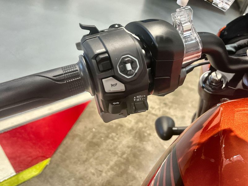 New 2025 Honda REBEL 1100 DCT SE Image 13