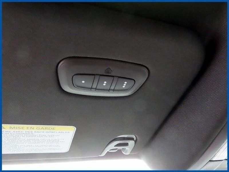 2025 RAM 1500 LaramieImage 17