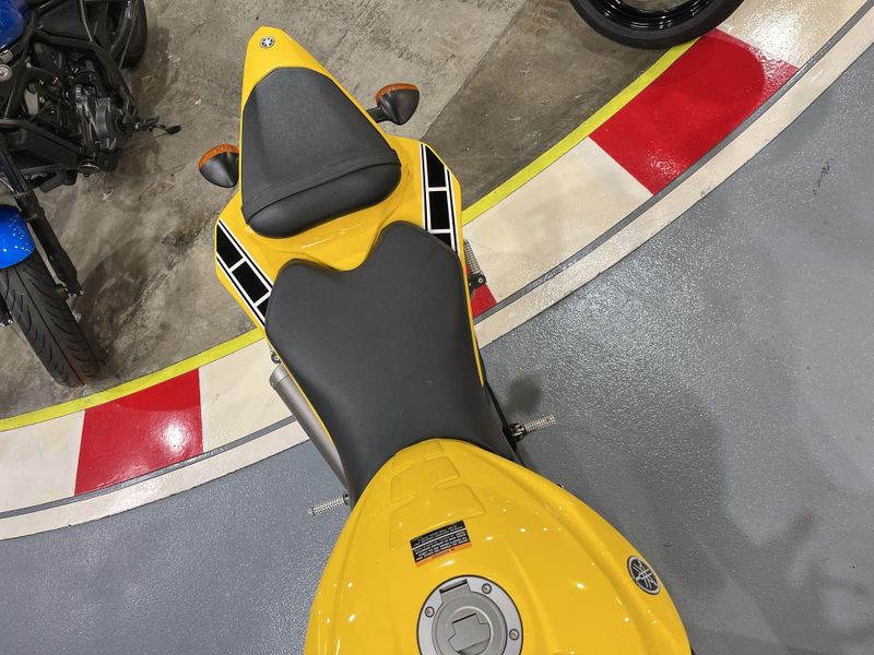 Used 2016 Yamaha YZF-R6 CA Image 14
