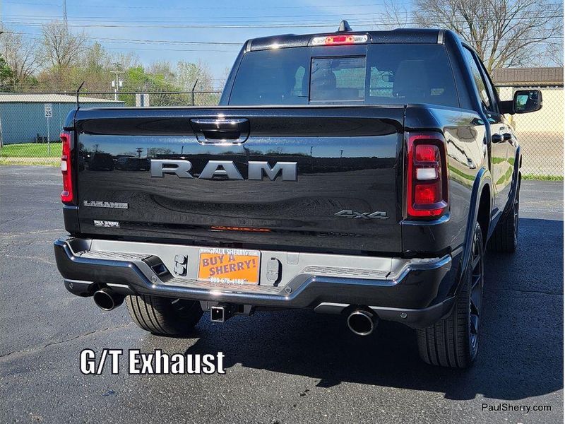 New 2026 RAM 1500 Laramie Crew Cab 4x4 5'7' Box