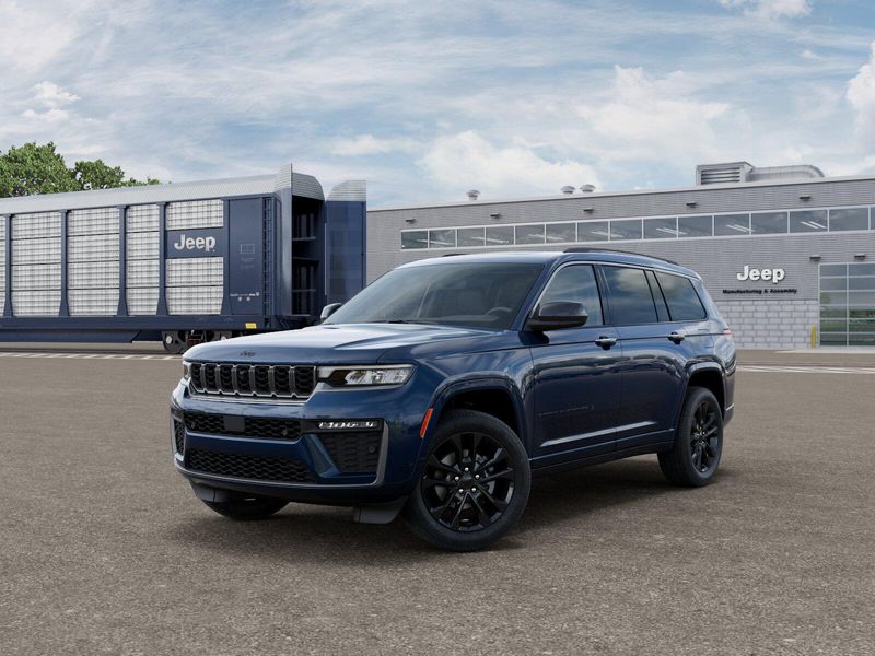 New 2026 Jeep Grand Cherokee L Limited Reserve 4x4Image 1