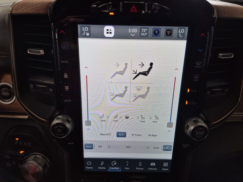 2022 RAM 1500 LonghornImage 37