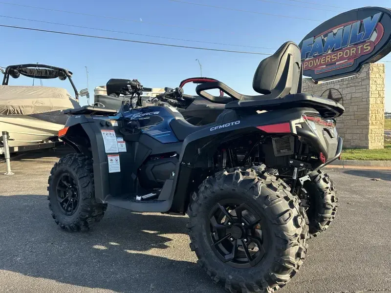 2025 CFMOTO CFORCE 600 TOURING TWILIGHT BLUE Image 3