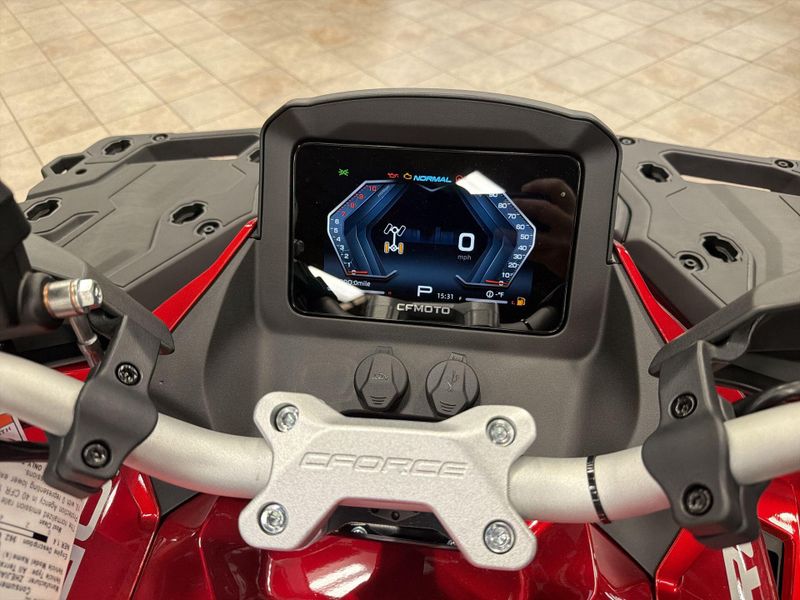 New 2027 CFMOTO CFORCE 1000 TOURING Image 25