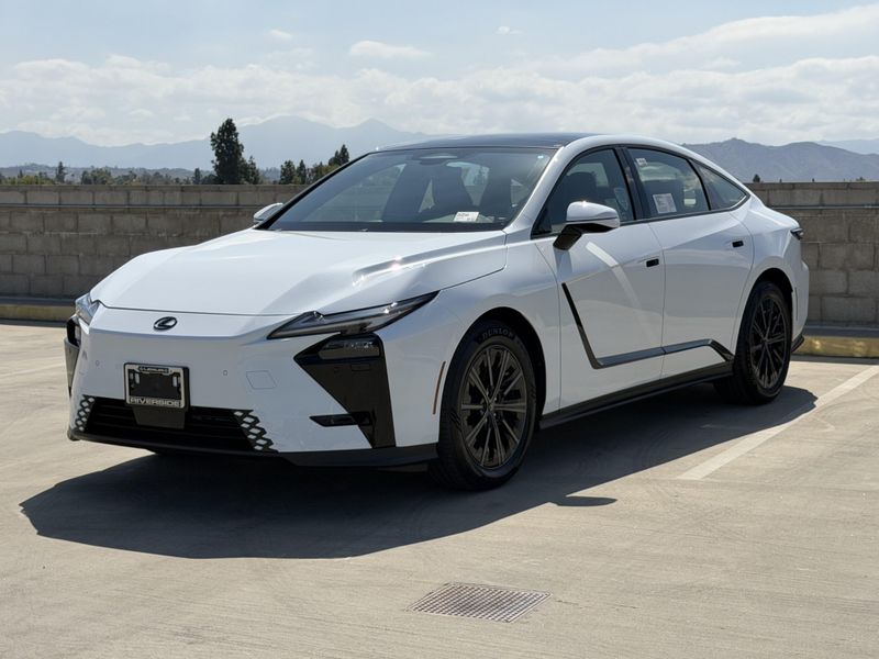 New 2026 Lexus ES 350e PremiumImage 5