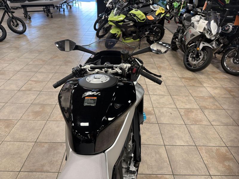 New 2026 CFMOTO 675SS Image 25