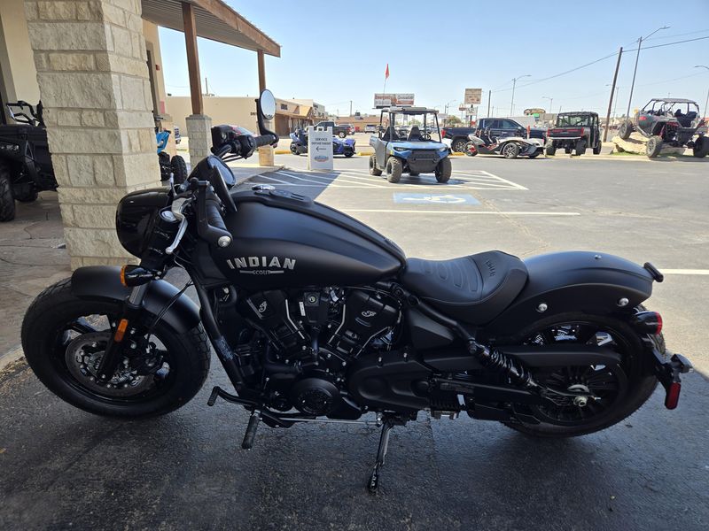 2025 Indian Motorcycle SCOUT BOBBER LIMITED BLACK SMOKE Image 5