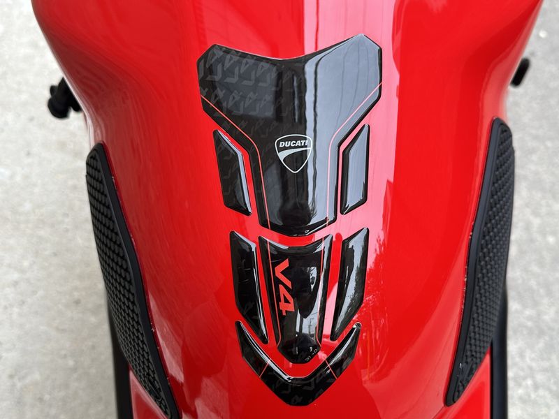 2021 Ducati Streetfighter V4  Image 13