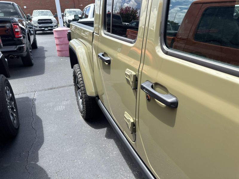 New 2025 Jeep Gladiator Rubicon X 4x4Image 5