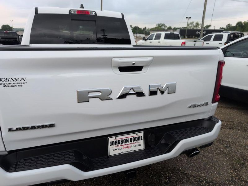 New 2025 RAM 1500 Laramie Crew Cab 4x4 5