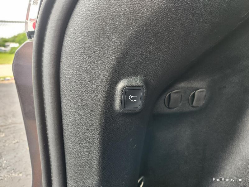 Used 2022 Jeep Cherokee Latitude Lux