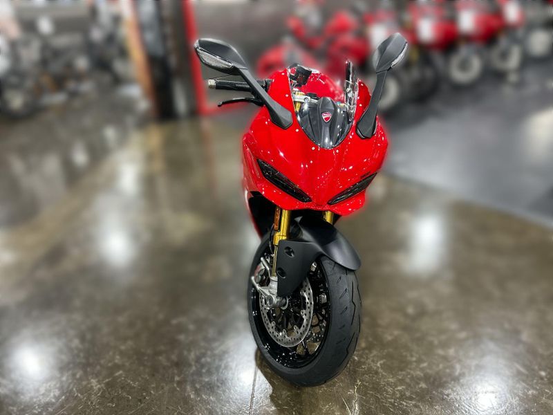 New 2026 Ducati PANIGALE V2 S Image 21