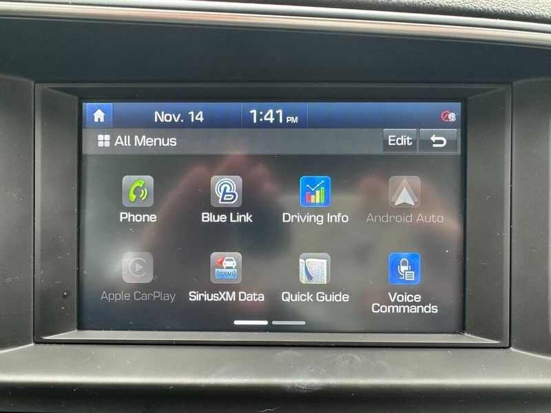 2020 Hyundai Elantra SEL Value Edition Limited photo 3