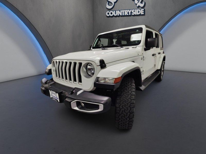 Used 2020 Jeep Wrangler Unlimited Sahara 4X4 w/NavigationImage 8