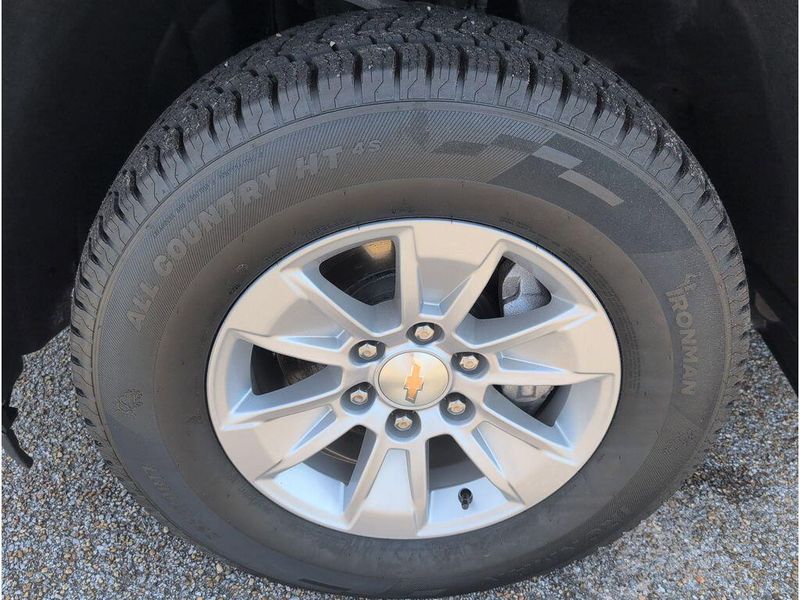 Used 2025 Chevrolet Silverado 1500 LTImage 9