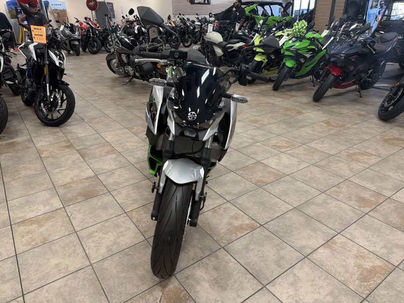 New 2024 Kawasaki Z7 HYBRID ABS Image 12