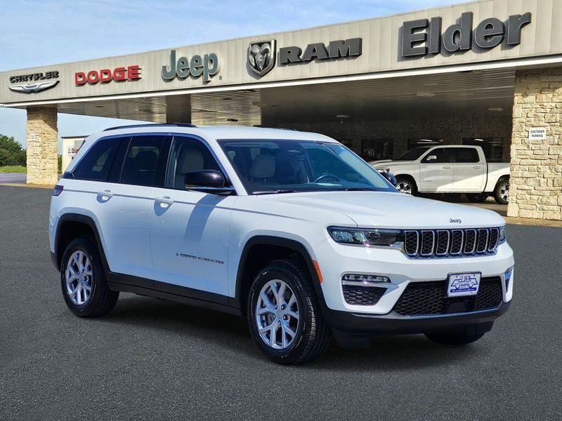Used 2022 Jeep Grand Cherokee LimitedImage 1