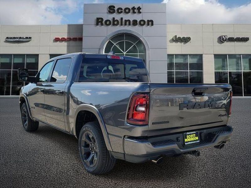 New 2026 RAM 1500 Big Horn Crew Cab 4x4 5'7' Box
