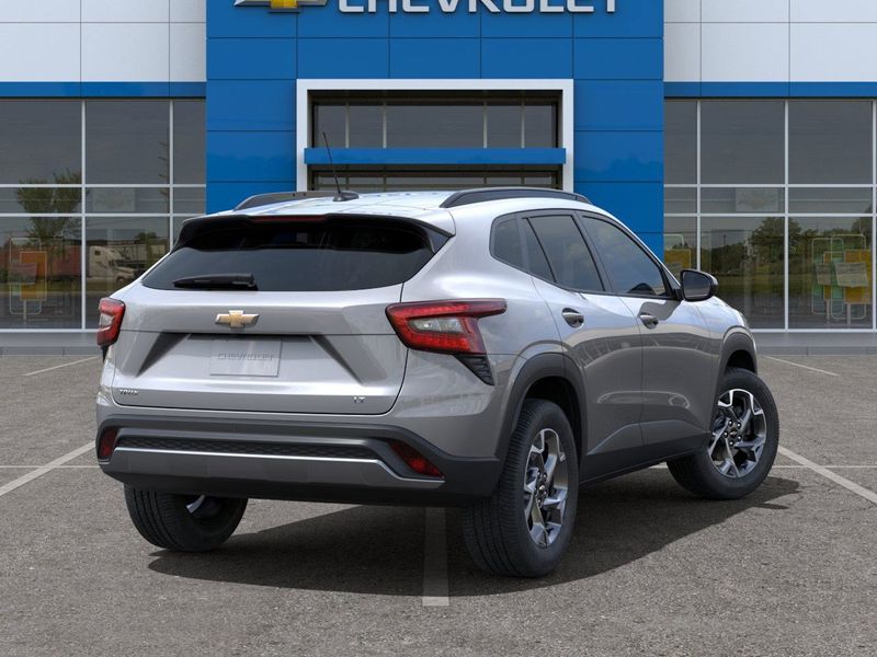 2025 Chevrolet Trax LTImage 4