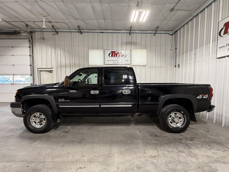 Used 2005 Chevrolet Silverado 2500HD LSImage 11