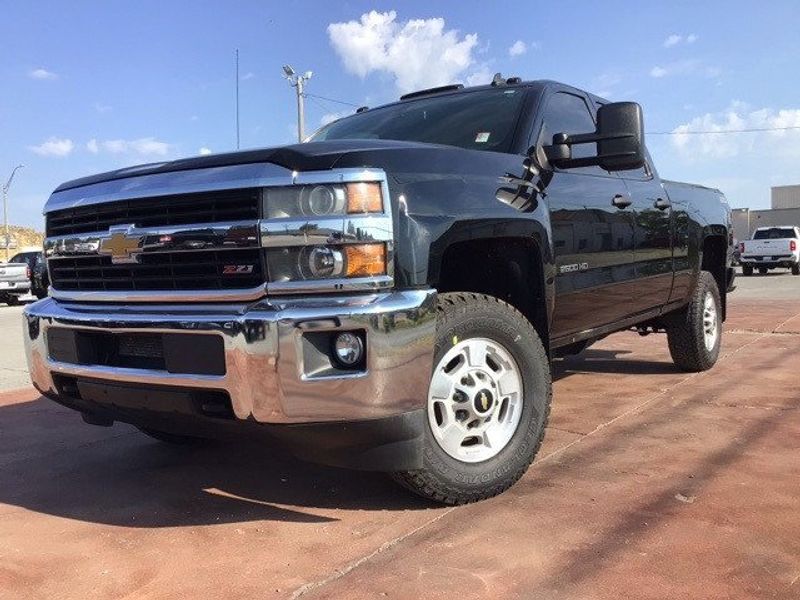 2015 Chevrolet Silverado 2500HD LTImage 12