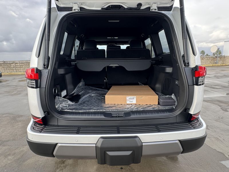 New 2026 Lexus GX 550 OvertrailImage 15
