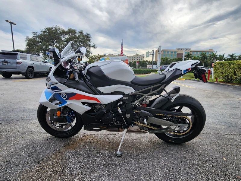 2026 BMW S 1000 RRImage 5