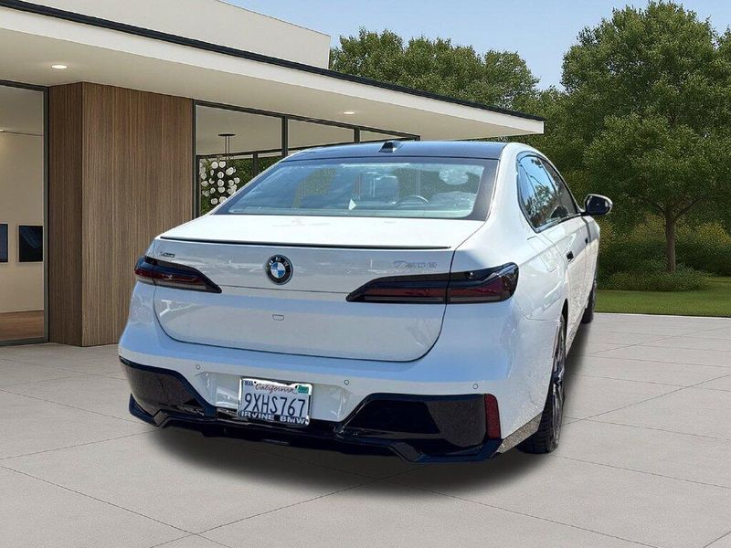 Used 2026 BMW 7 Series 750e xDriveImage 9