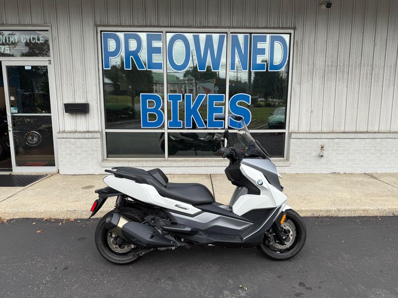 2022 BMW C 400 GTImage 1