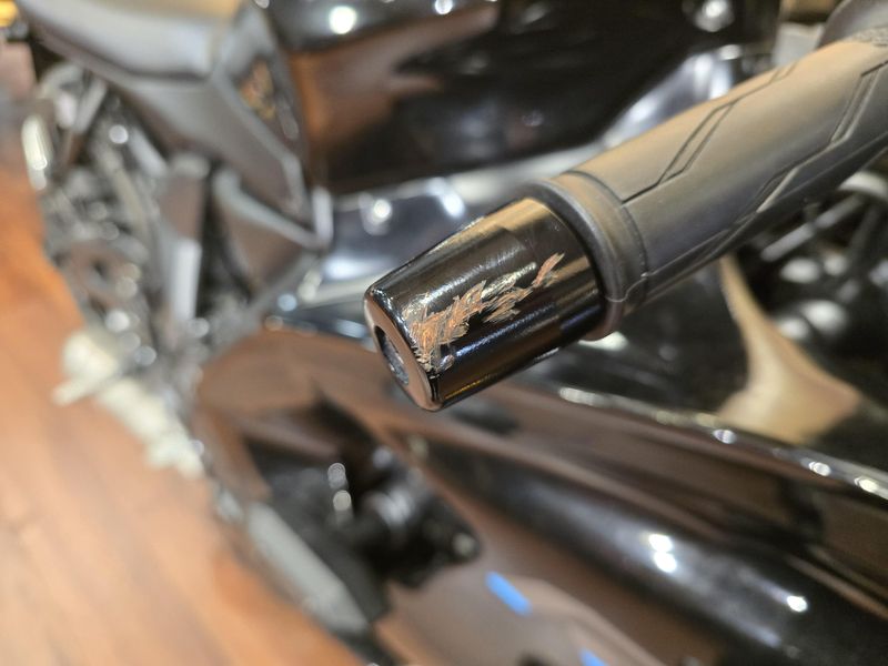 Used 2022 Yamaha YZF R7 Image 14