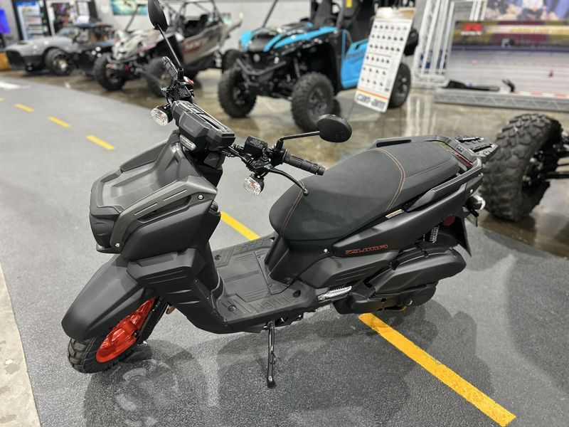 New 2025 Yamaha ZUMA 125 Image 3
