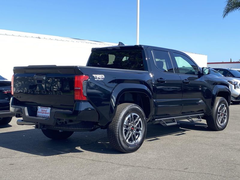 New 2025 Toyota Tacoma TRD SportImage 3