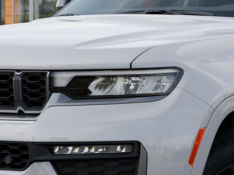 New 2026 Jeep Grand Cherokee L Limited Reserve 4x4Image 31
