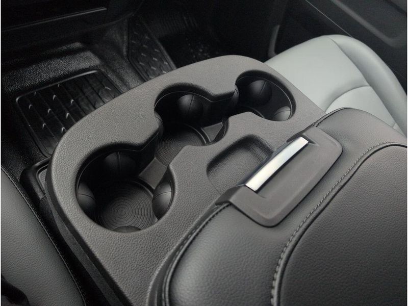 New 2026 RAM 3500 Tradesman Crew Cab Chassis 4x4 60