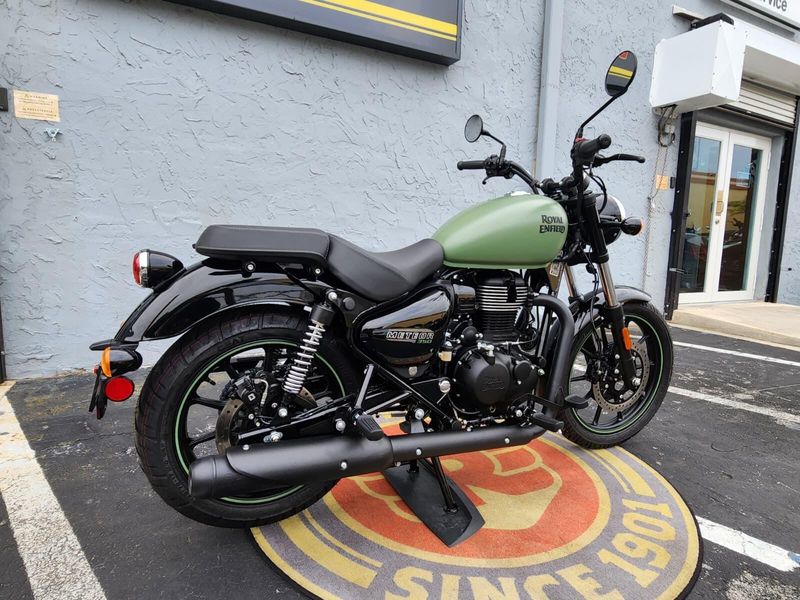 New 2024 Royal Enfield METEOR 350 Image 12