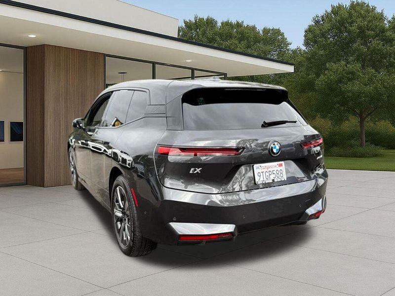 Used 2026 BMW iX xDrive45Image 10