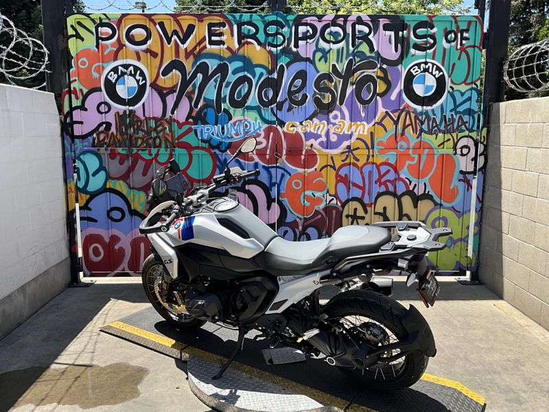 New 2026 BMW R 1300 GS Image 6