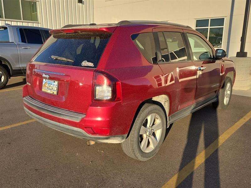 2016 Jeep Compass Sport photo 2