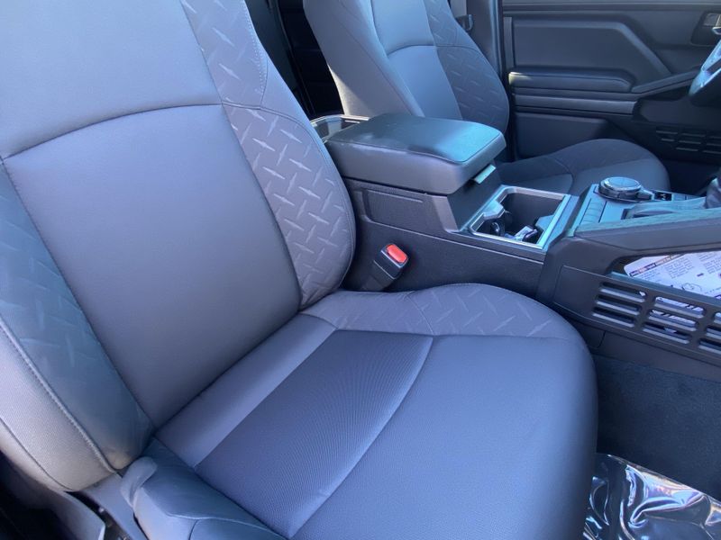 2025 Toyota Tacoma SR5Image 11
