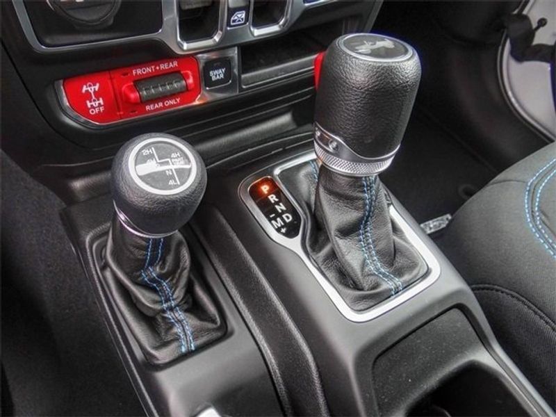 2022 Jeep Wrangler Rubicon 4xeImage 9