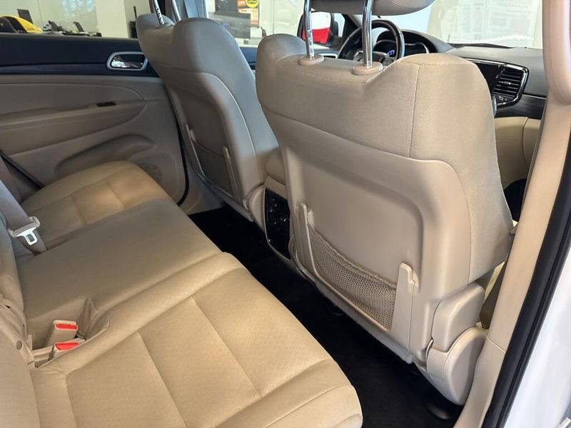 2022 Jeep Grand Cherokee WK Laredo E