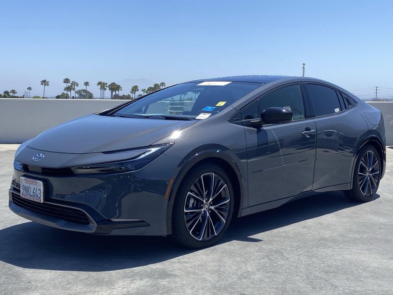 2024 Toyota Prius Image 8