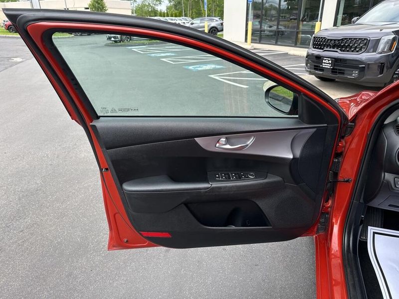 2023 Kia Forte LXSImage 23