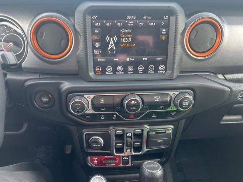 2022 Jeep Gladiator MojaveImage 27