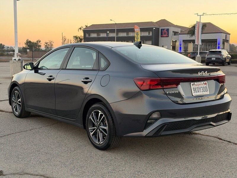 Used 2024 Kia Forte LXSImage 5