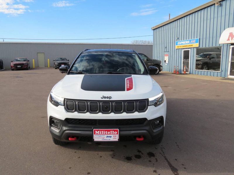 2022 Jeep Compass Trailhawk 4x4 4dr SUVImage 3