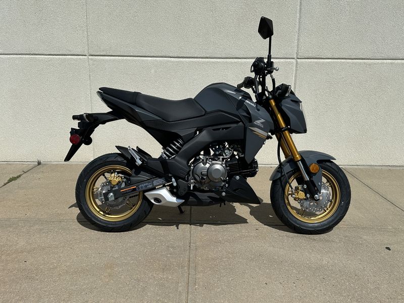 2024 Kawasaki Z125 PROImage 2