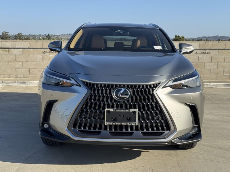 New 2026 Lexus NX 450h+ PremiumImage 3